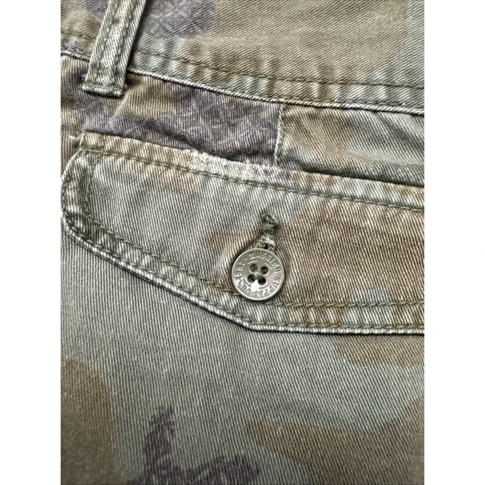 Camo Distressed Women's Cargo Shorts - Olive Green